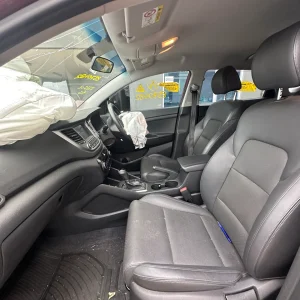 Hyundai Tucson 2015 Red Auto Petrol