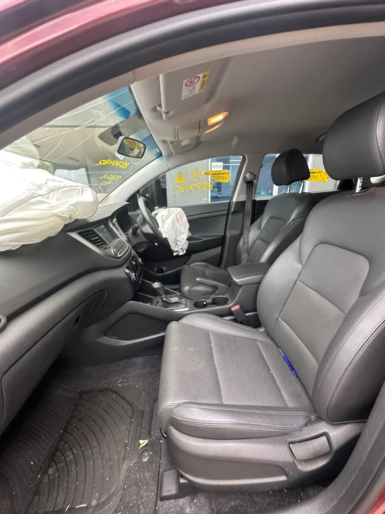 Hyundai Tucson 2015 Red Auto Petrol