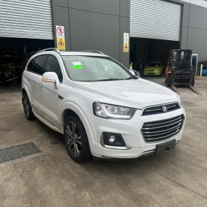 Holden Captiva 2017 White Auto Diesel