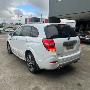 Holden Captiva 2017 White Auto Diesel