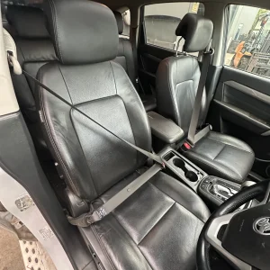 Holden Captiva 2017 White Auto Diesel