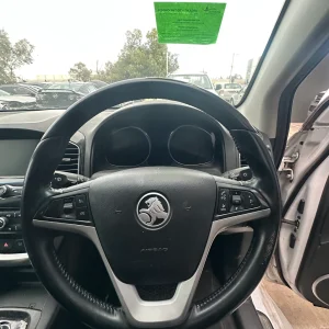 Holden Captiva 2017 White Auto Diesel
