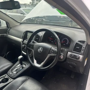 Holden Captiva 2017 White Auto Diesel