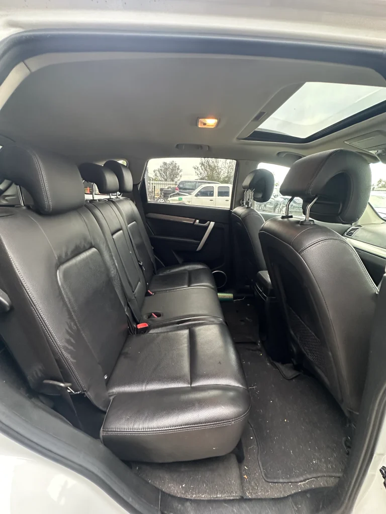 Holden Captiva 2017 White Auto Diesel