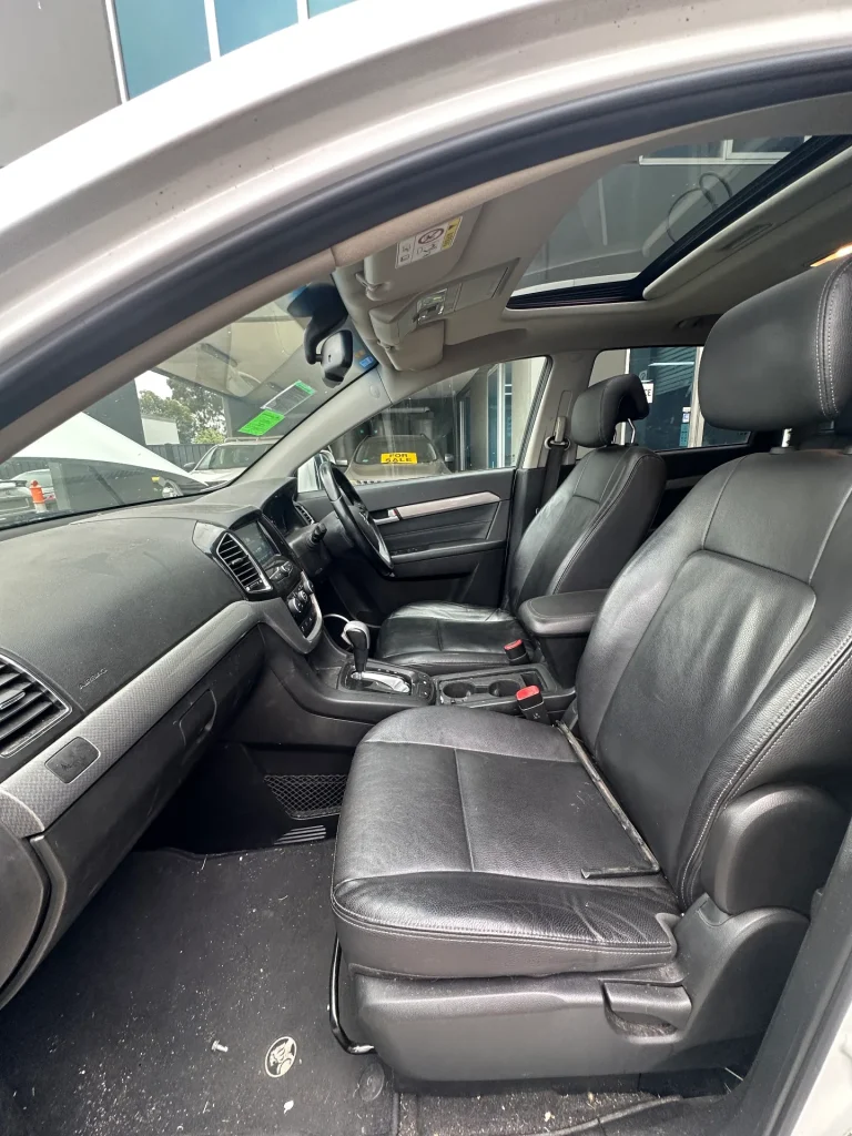 Holden Captiva 2017 White Auto Diesel