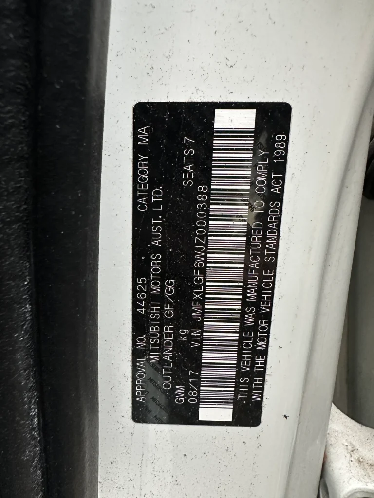Mitsubishi Outlander 2017 White Auto Diesel