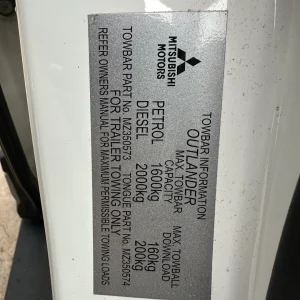 Mitsubishi Outlander 2017 White Auto Diesel