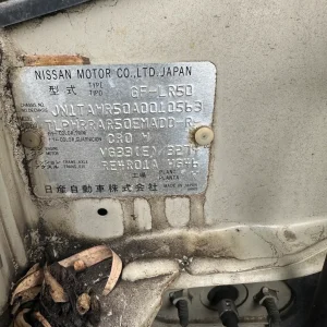 Nissan Pathfinder 1999 Gold Auto Petrol