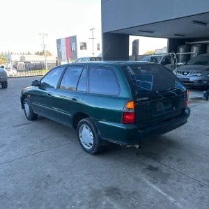 Mitsubishi Lancer 2000 Green Auto Petrol