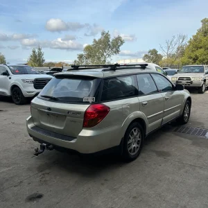 Subaru Outback 2003 Gold Man Petrol