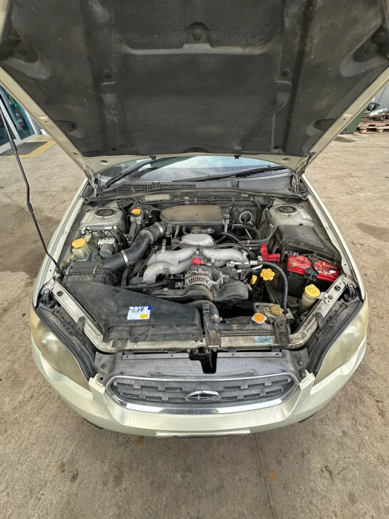 Subaru Outback 2003 Gold Man Petrol