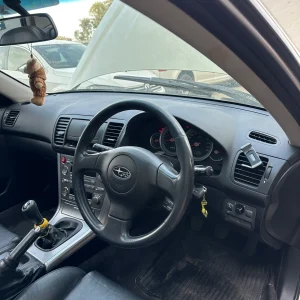 Subaru Outback 2003 Gold Man Petrol