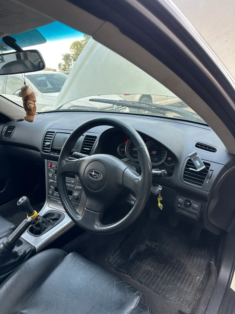 Subaru Outback 2003 Gold Man Petrol
