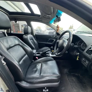 Subaru Outback 2003 Gold Man Petrol
