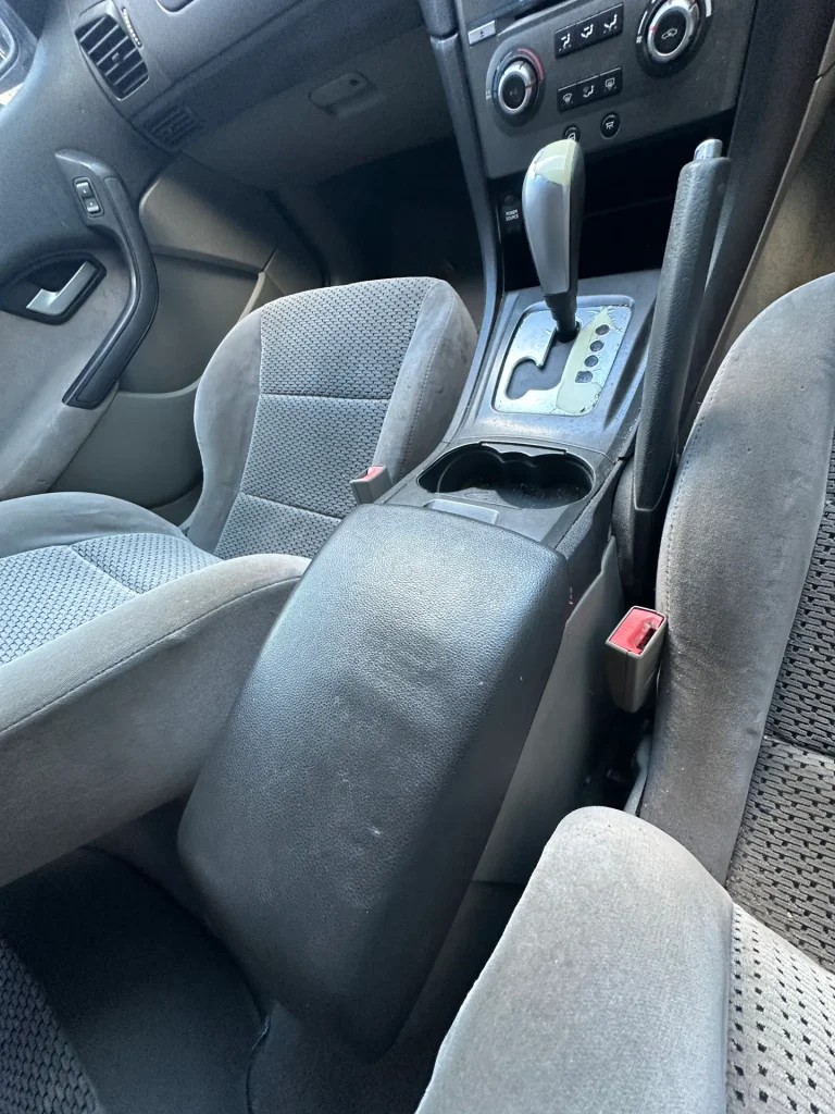 Ford Falcon 2004 White Auto LPG