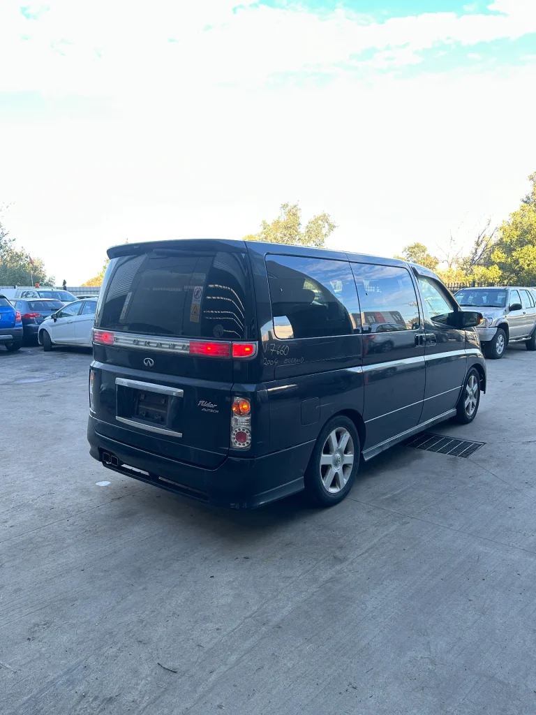 Nissan Elgrand 2004 Black Auto Petrol