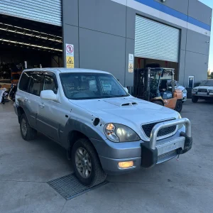 Hyundai Terracan 2005 White Man Petrol