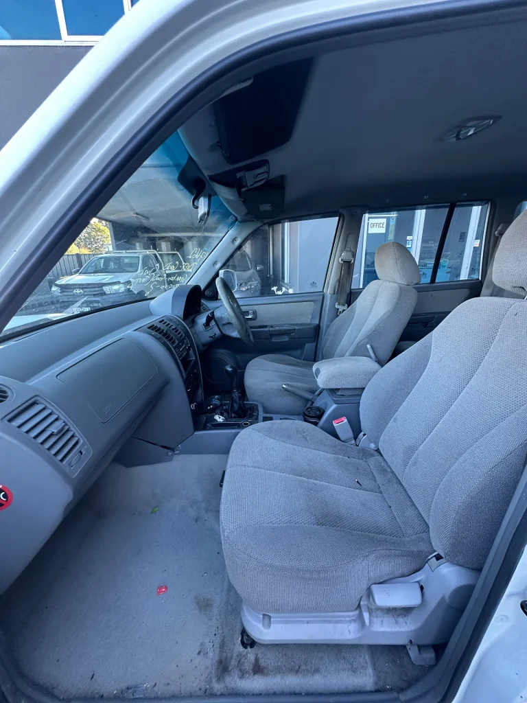 Hyundai Terracan 2005 White Man Petrol