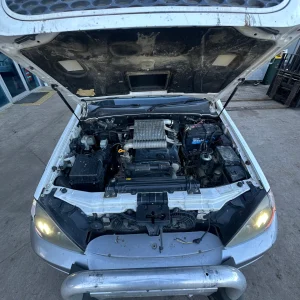 Hyundai Terracan 2005 White Man Petrol