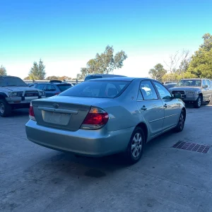 Toyota Camry 2005 Green Auto Petrol