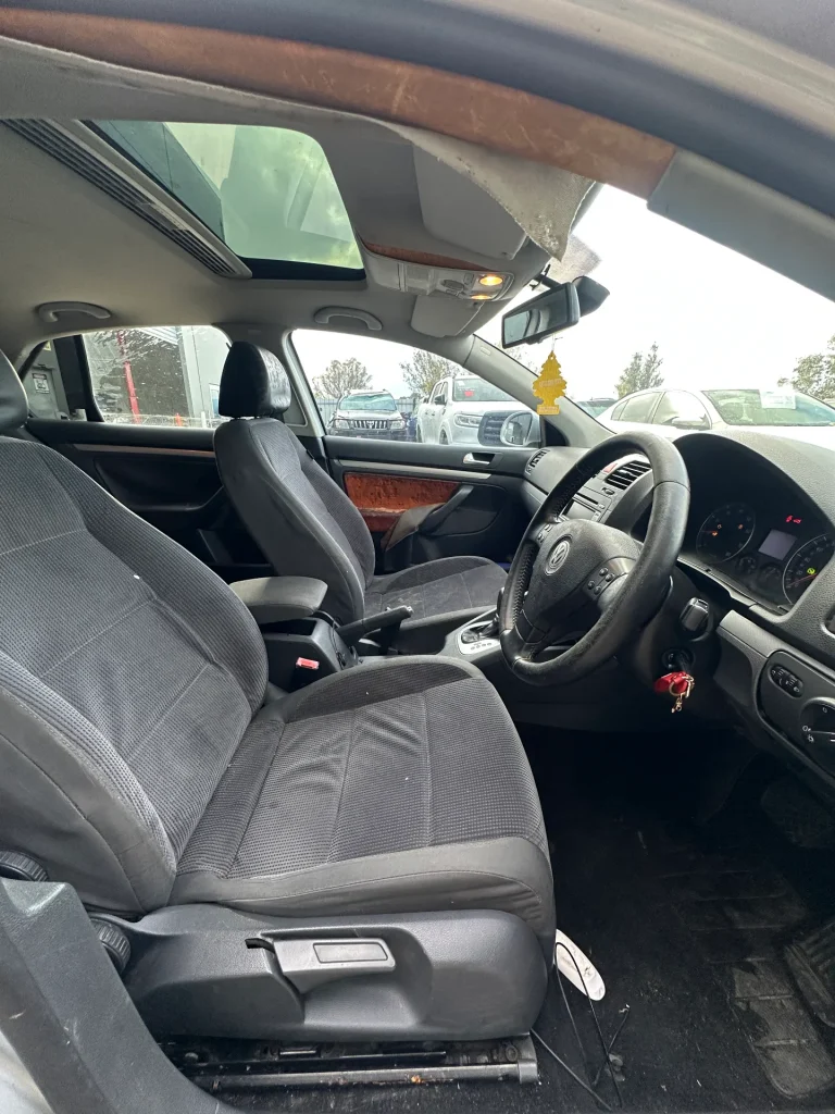 Volkswagen Jetta 2007 Silver Auto Petrol