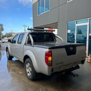 Nissan Navara 2009 Silver Man Diesel