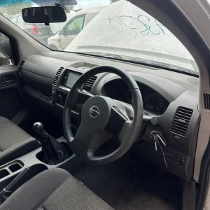 Nissan Navara 2009 Silver Man Diesel