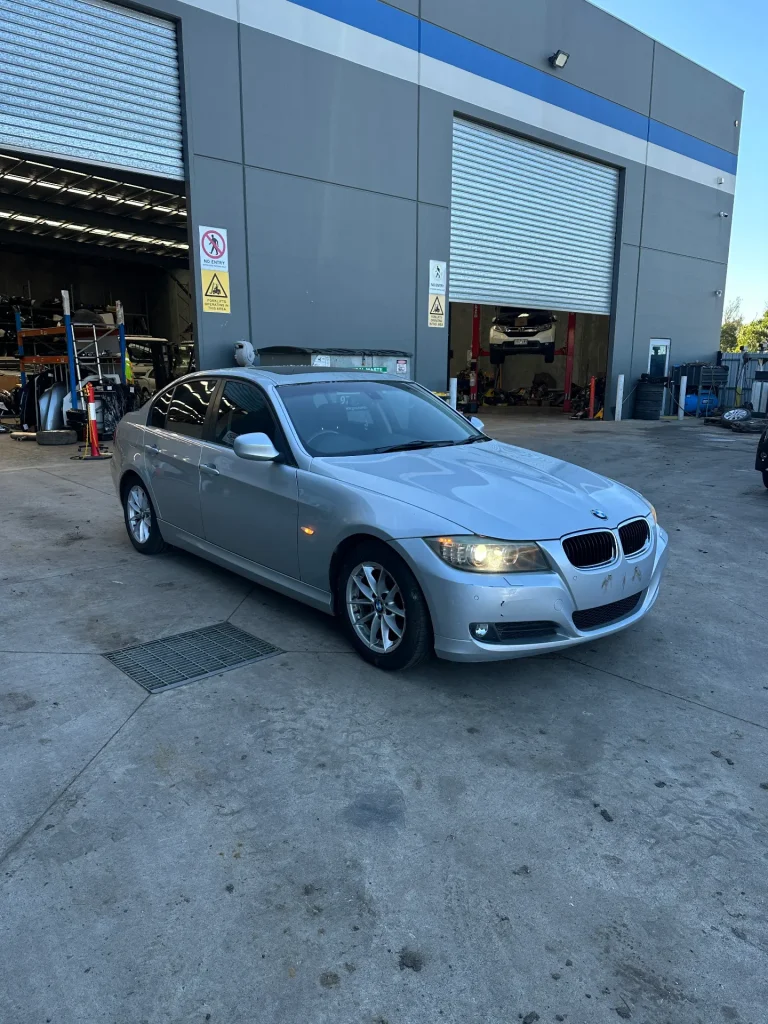 Bmw 320i 2010 Silver Auto Petrol