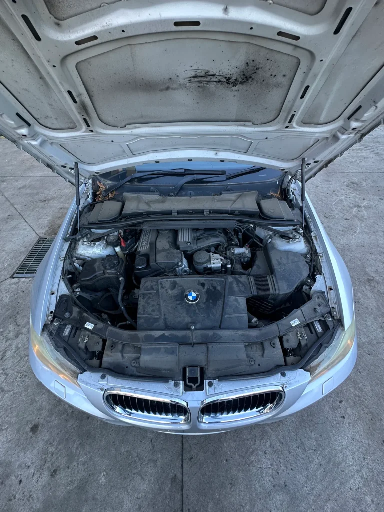 Bmw 320i 2010 Silver Auto Petrol