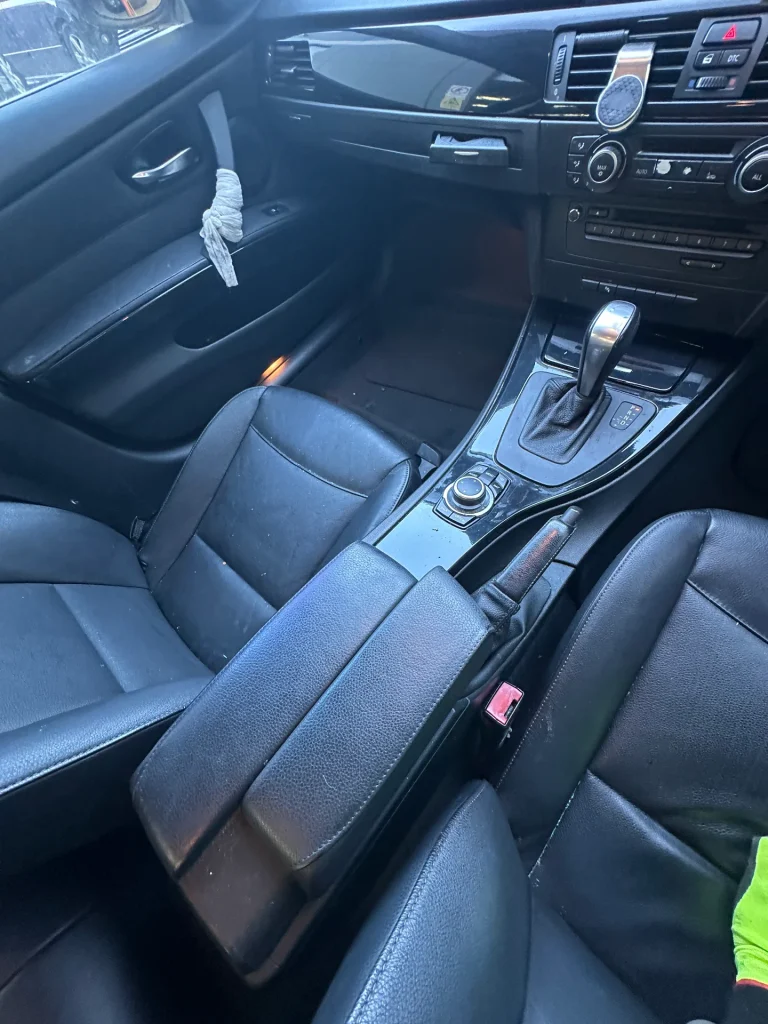 Bmw 320i 2010 Silver Auto Petrol