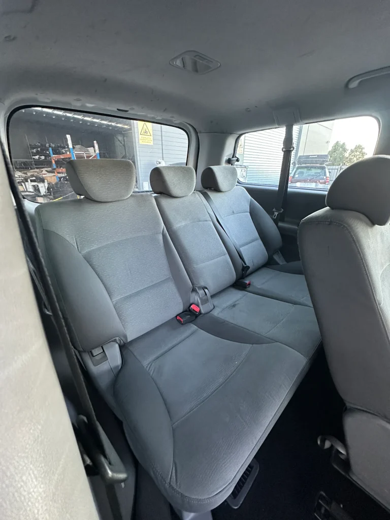 Hyundai iMax 2012 White Auto Diesel
