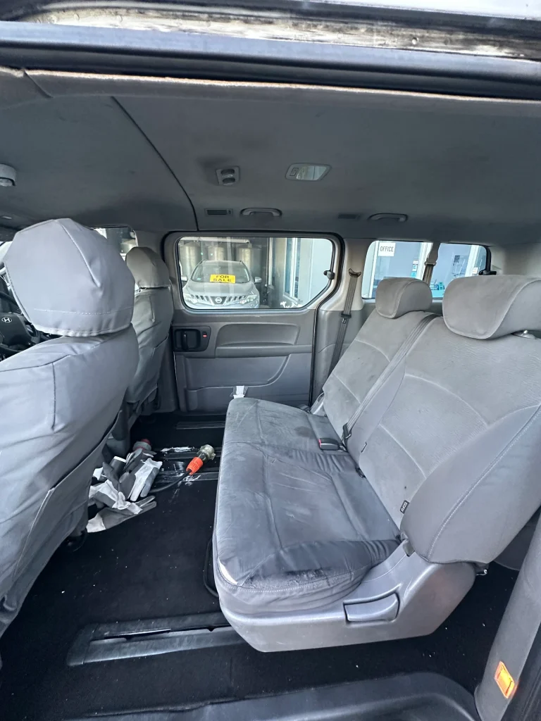 Hyundai iMax 2012 White Auto Diesel