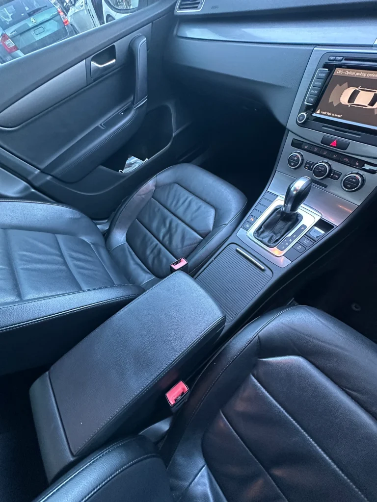 Volkswagen Passat 2012 White Auto Petrol