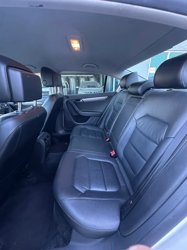 Volkswagen Passat 2012 White Auto Petrol