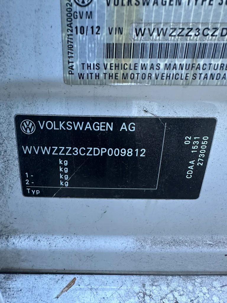 Volkswagen Passat 2012 White Auto Petrol