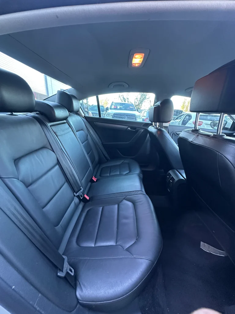 Volkswagen Passat 2012 White Auto Petrol