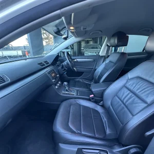 Volkswagen Passat 2012 White Auto Petrol