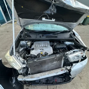 Toyota Kluger 2013 Silver Auto Petrol