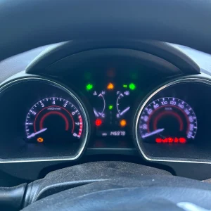 Toyota Kluger 2013 Silver Auto Petrol