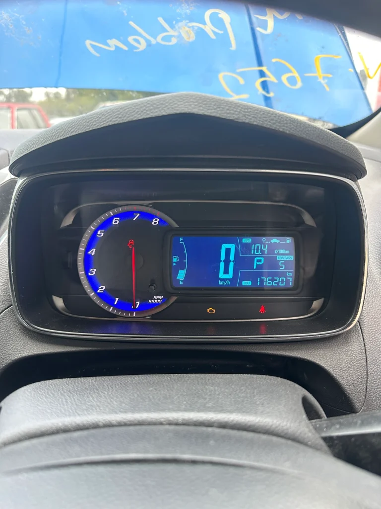 Holden Trax 2014 Blue Auto Petrol