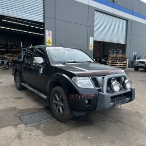 Nissan Navara 2014 Black Man Diesel