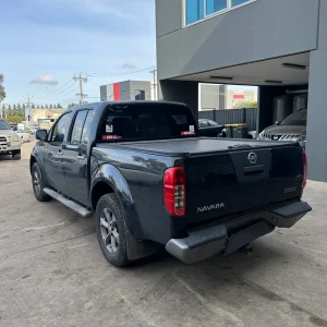 Nissan Navara 2014 Black Man Diesel