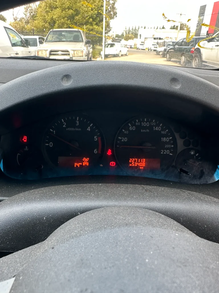 Nissan Navara 2014 Black Man Diesel