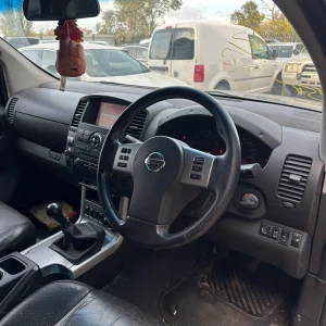 Nissan Navara 2014 Black Man Diesel