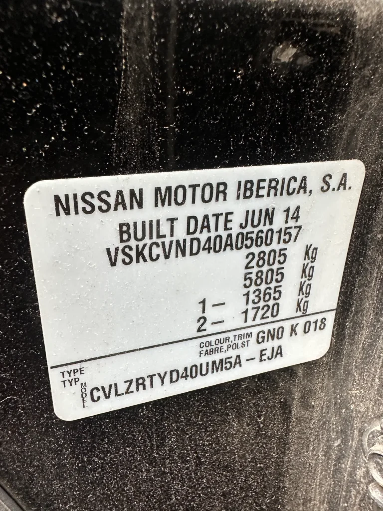 Nissan Navara 2014 Black Man Diesel