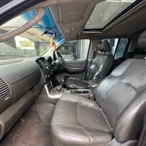 Nissan Navara 2014 Black Man Diesel