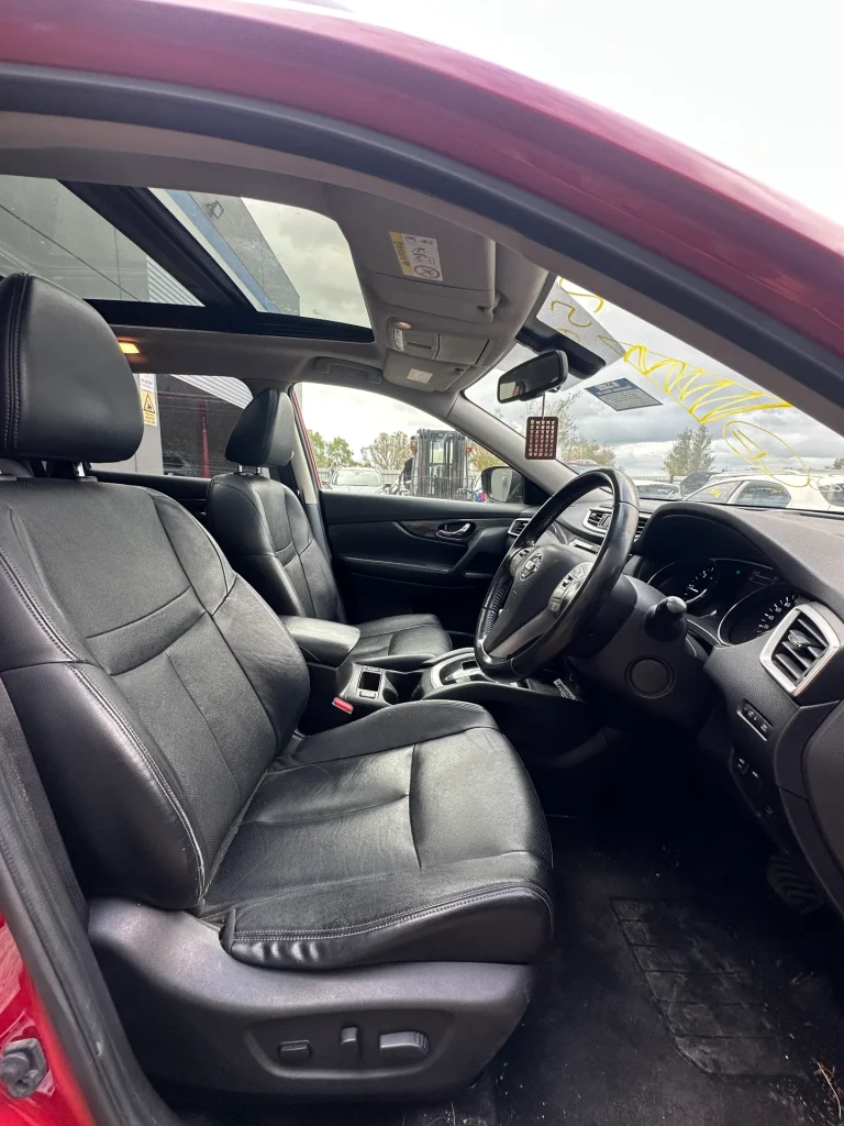 Nissan Xtrail 2014 Red Auto Diesel