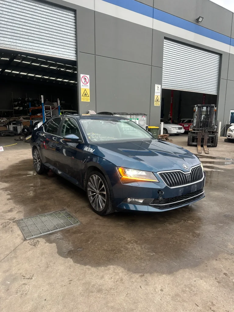 Skoda Superb 2015 Blue Auto Diesel