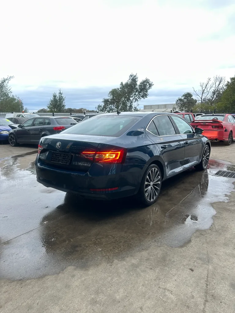 Skoda Superb 2015 Blue Auto Diesel