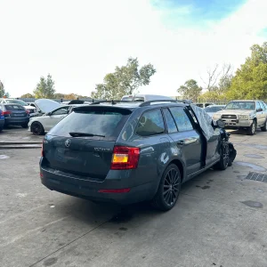 Skoda Octavia 2016 Grey Auto Petrol